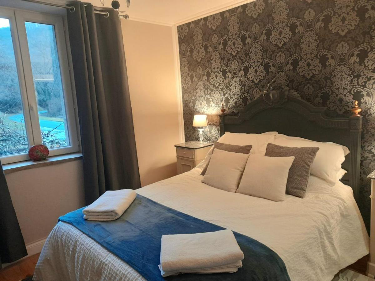 Les Roches Chambre D'Hotes Servant Экстерьер фото